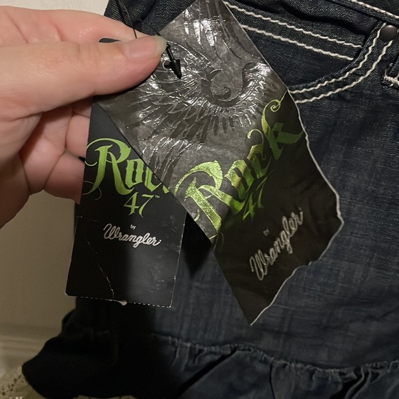 Wrangler Rock 47 Crochet Trim Western Denim Skirt - Picture 5 of 9